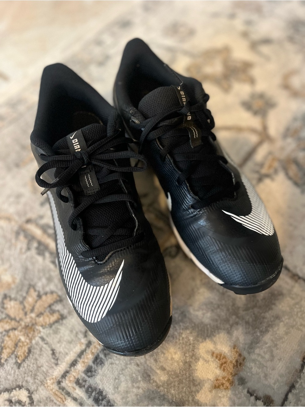 Nike Baseball cleats size 8 big boys